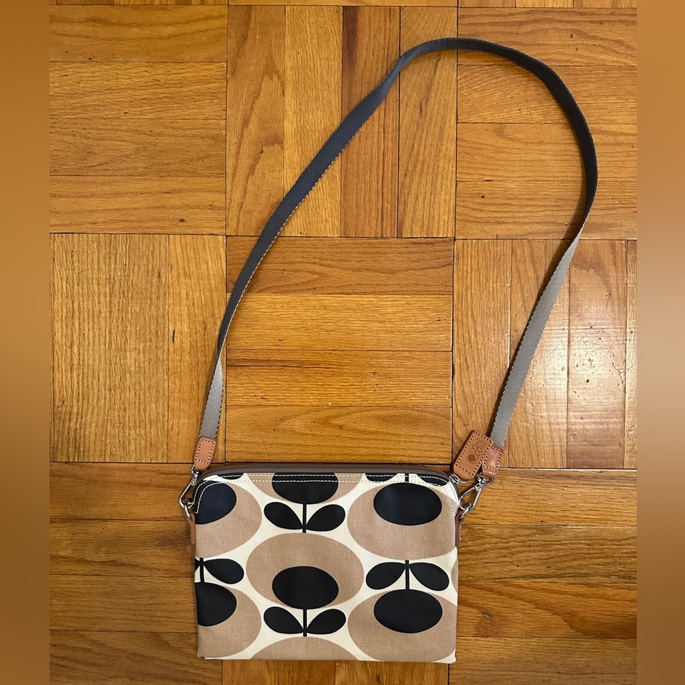 Orla Kiely Black and Tan Stem Travel Pouch Crossbody